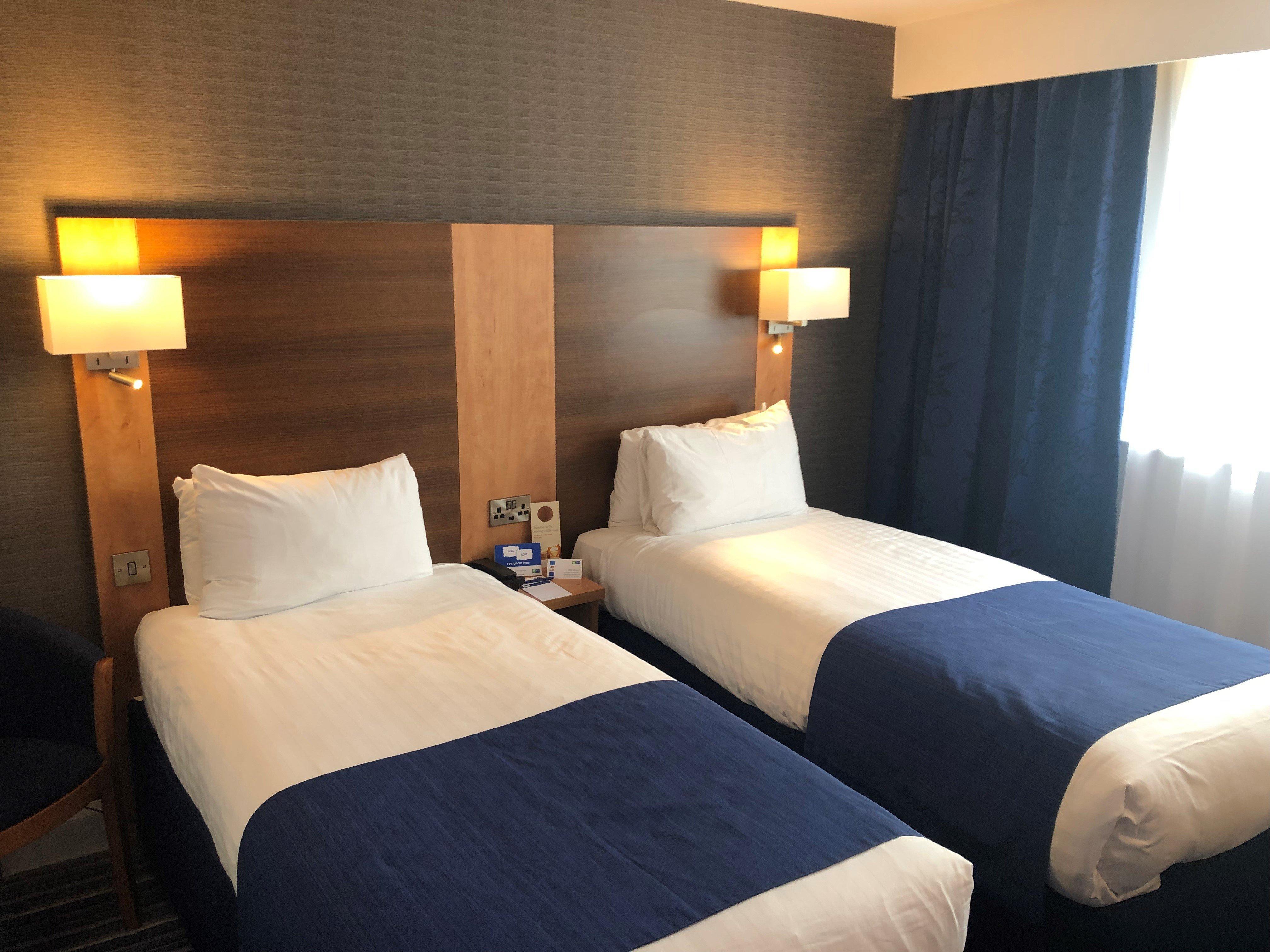 Holiday Inn Express Nuneaton By Ihg Екстериор снимка