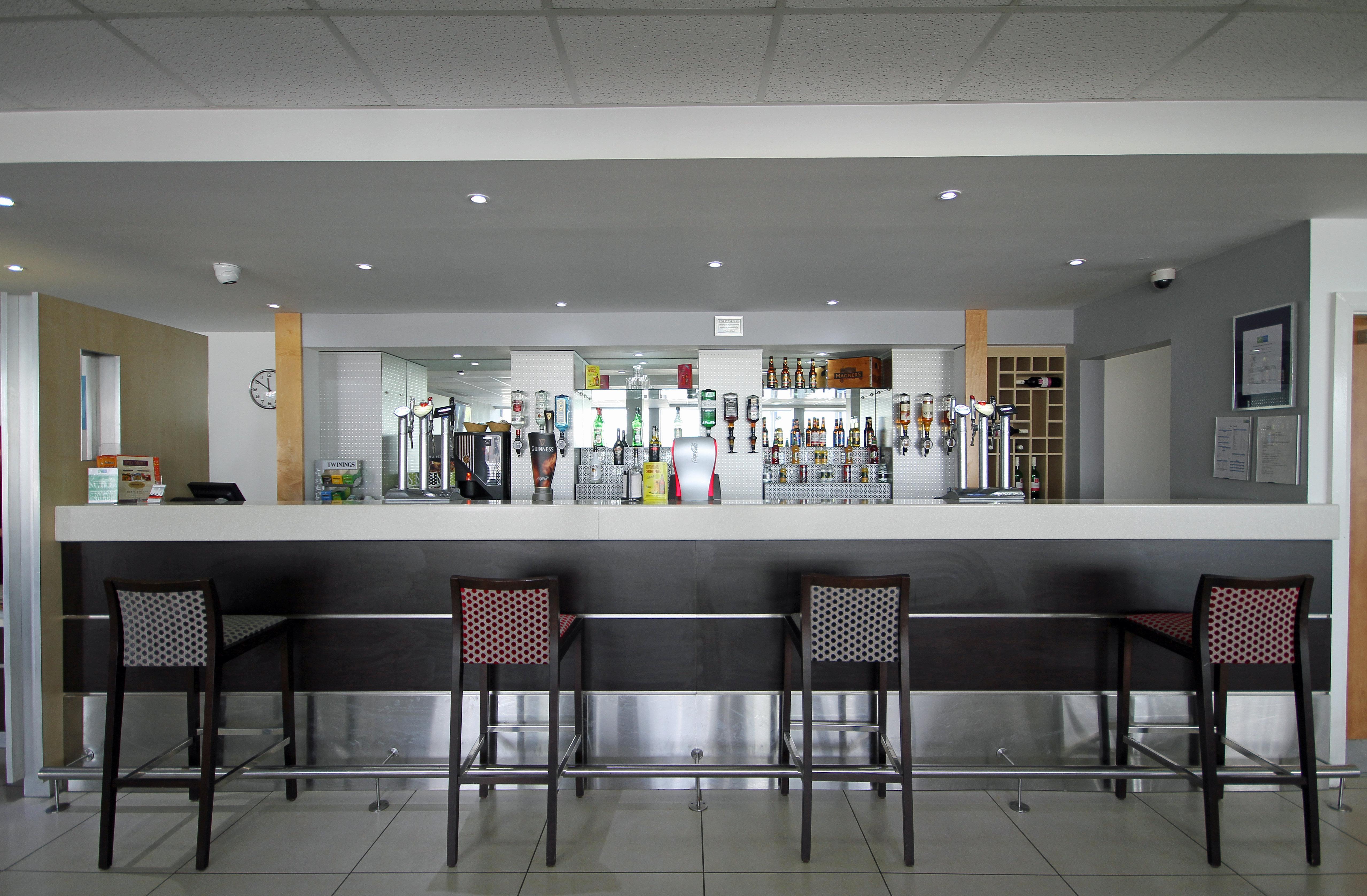 Holiday Inn Express Nuneaton By Ihg Екстериор снимка