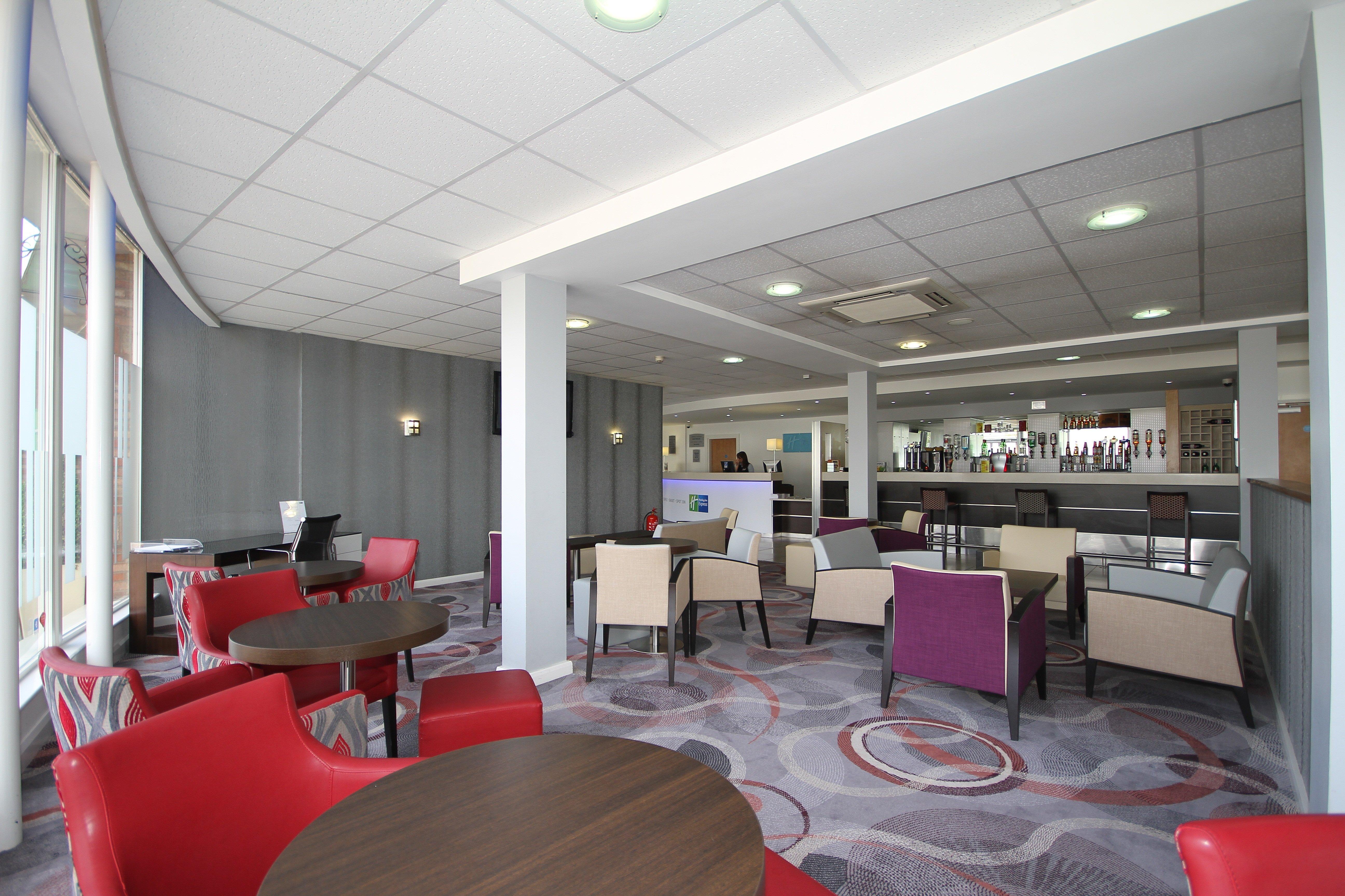 Holiday Inn Express Nuneaton By Ihg Екстериор снимка