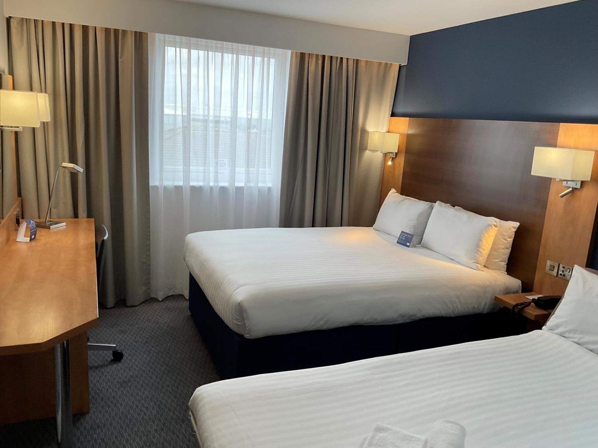 Holiday Inn Express Nuneaton By Ihg Екстериор снимка