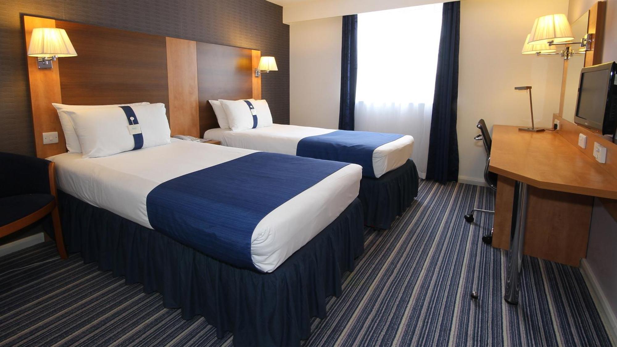 Holiday Inn Express Nuneaton By Ihg Екстериор снимка