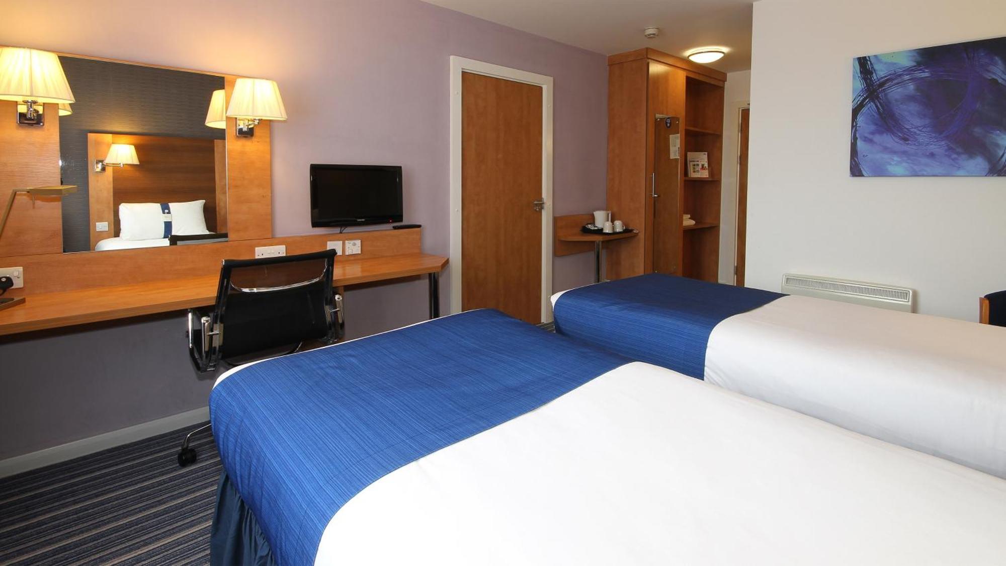 Holiday Inn Express Nuneaton By Ihg Екстериор снимка