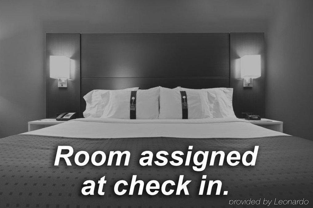Holiday Inn Express Nuneaton By Ihg Екстериор снимка